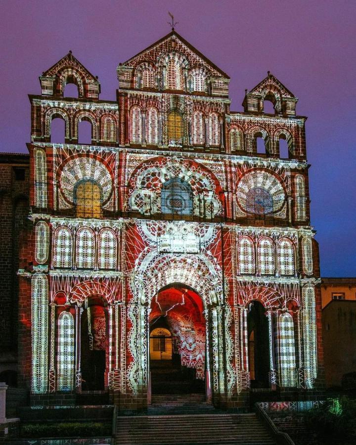 Le Raphael Centre Historique Apartment Le Puy-en-Velay ภายนอก รูปภาพ